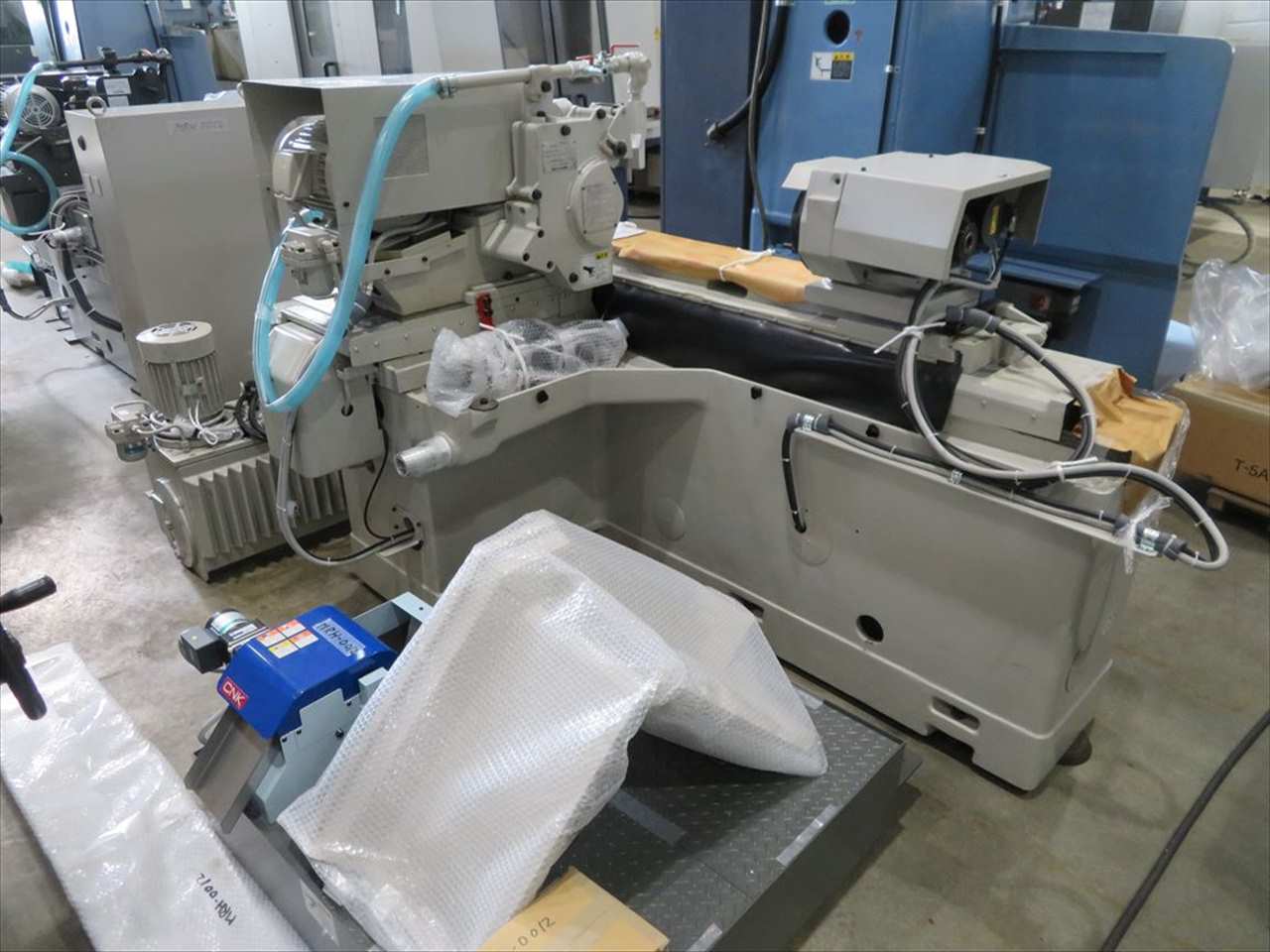 豊田工機 円筒研削盤 GUS32×100