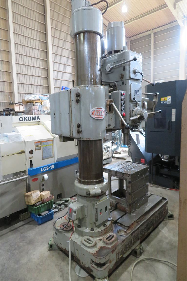 特殊工機 ラジアルボール盤 UR-3