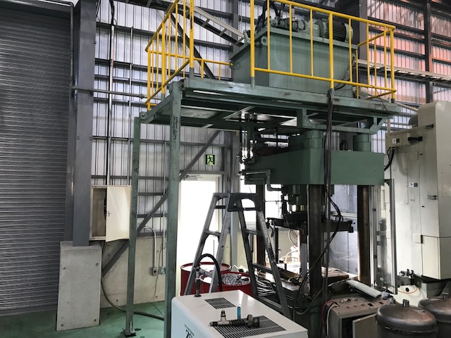 天立工業 油圧プレス