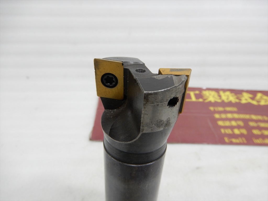 スローアウエイエンドミル 2枚刃 φ40 シャンク径32mm 全長110mm