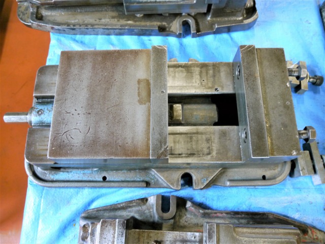 ナベヤ マシンバイス φ210