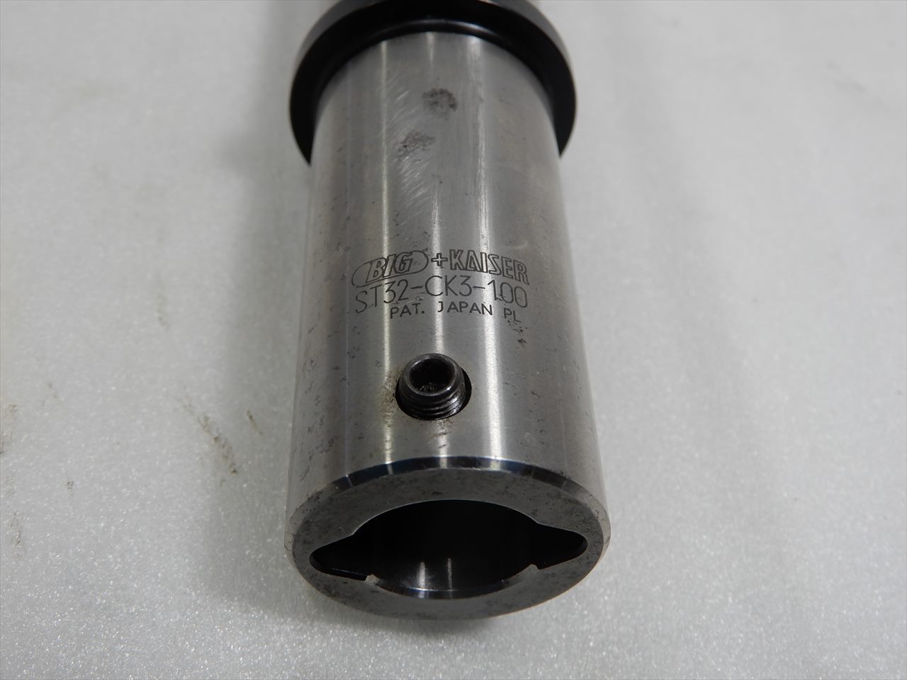 BIGKAISER ストレートシャンクボーリングシステム ST32-CK3-100　シャンク)巾32長さ80