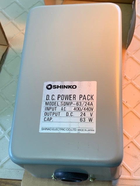 神鋼電機 電磁クラッチ/ブレーキ用　標準電源箱 SDMP-63/24A（新古品）
