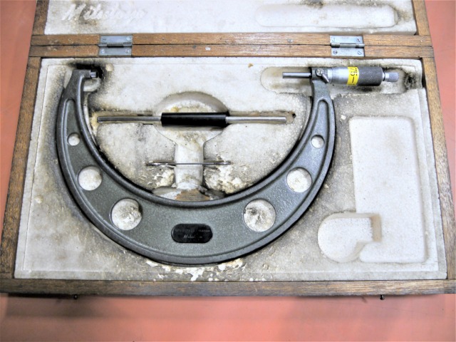 ミツトヨ マイクロメーター OM-200