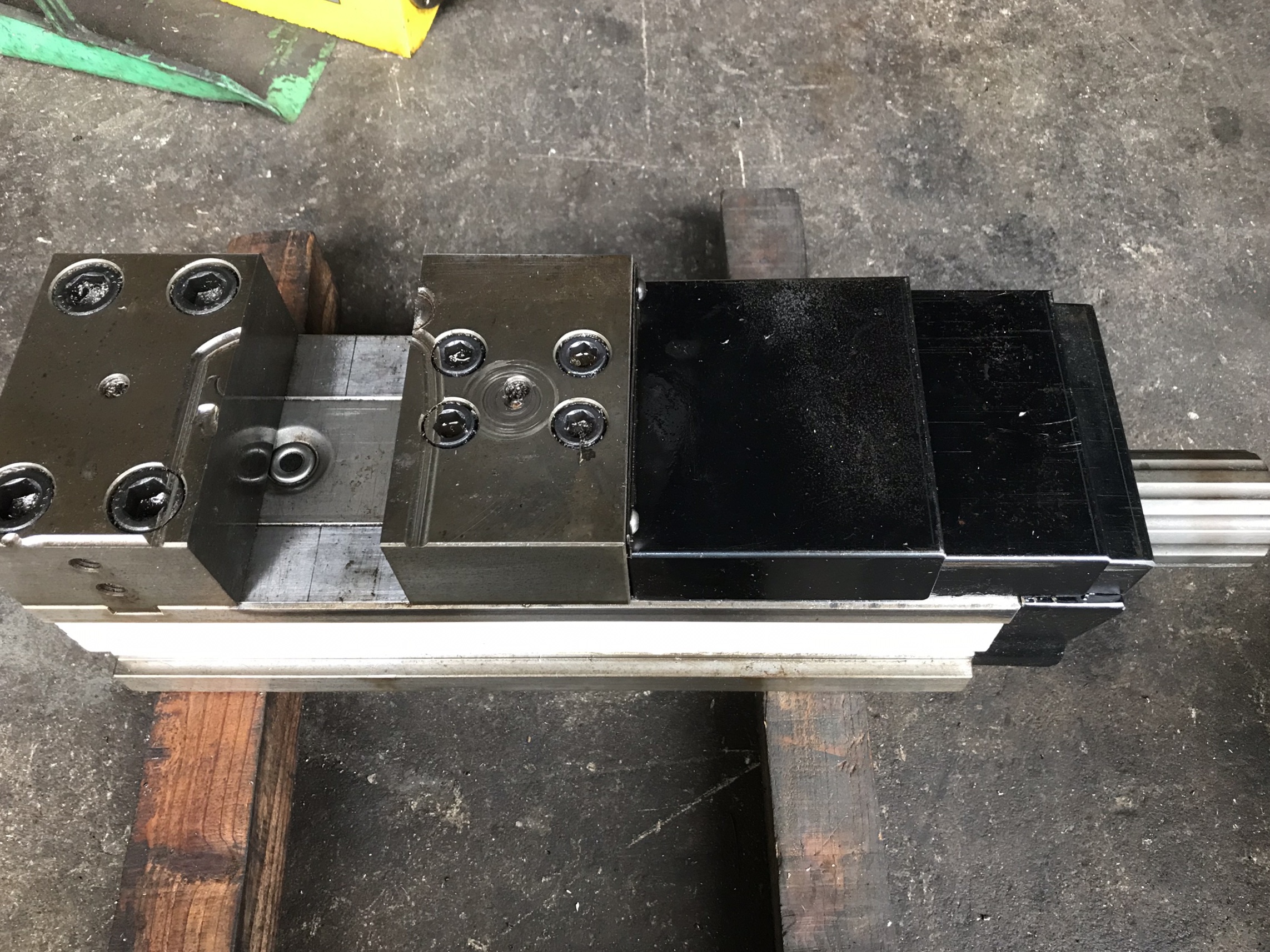 マシニング用バイス