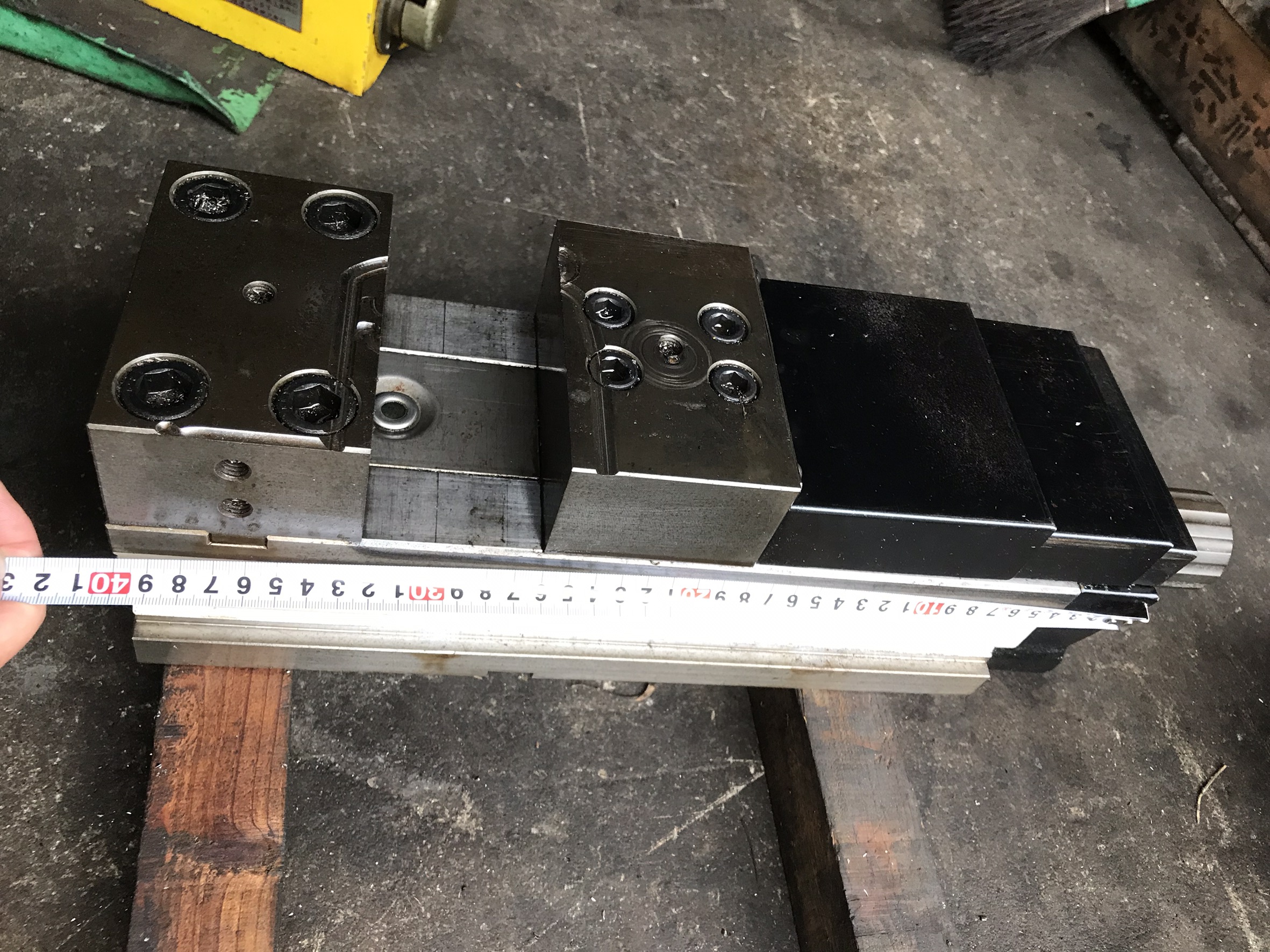 マシニング用バイス