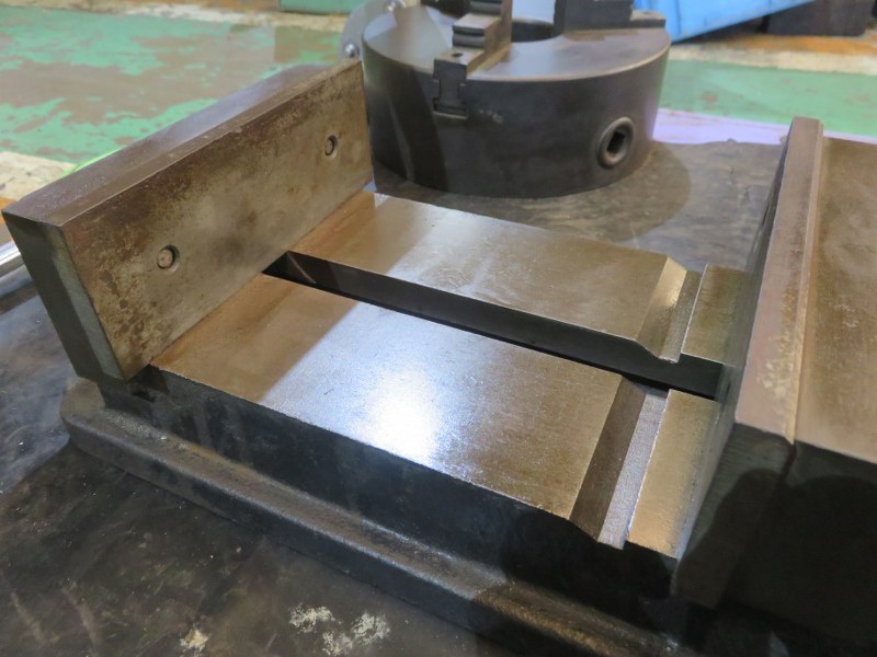 不明 バイス 不明