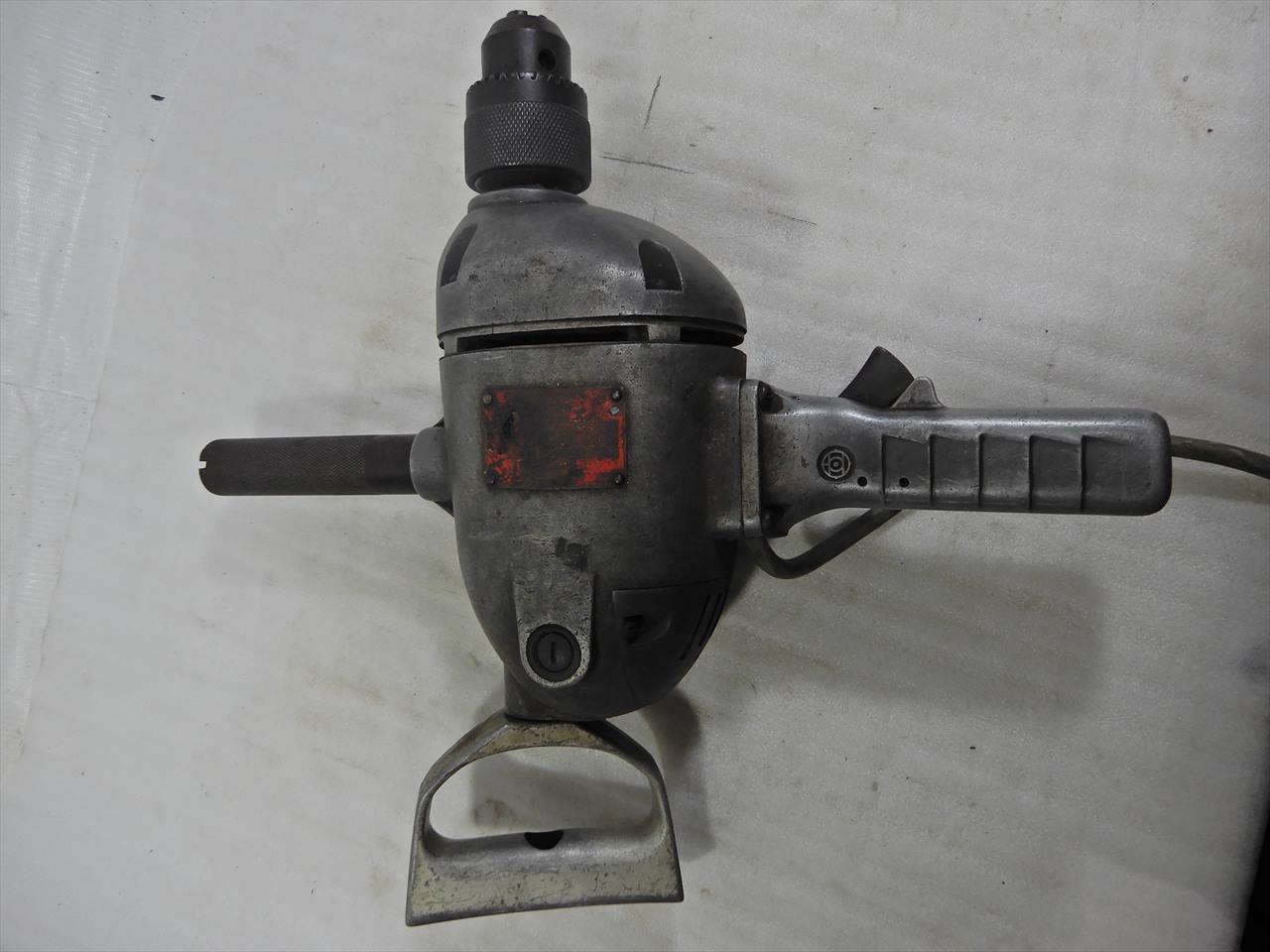 日立 電動ドリル　ドリルチャック13mm