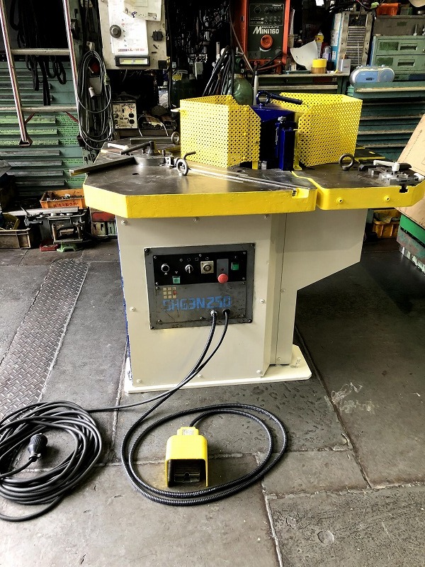 コマツ コーナーシャー SHG-3N-250