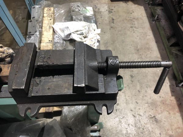 ERON バイス 不明