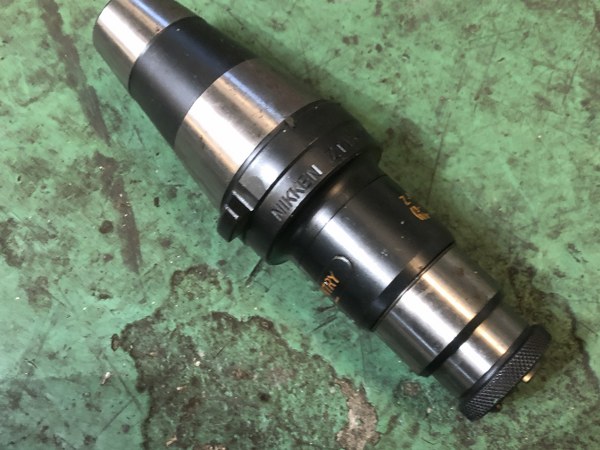 日研 タッパチャック ZT45-12-100