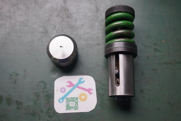 CONIC タレパン金型（ショート/セット） 不明