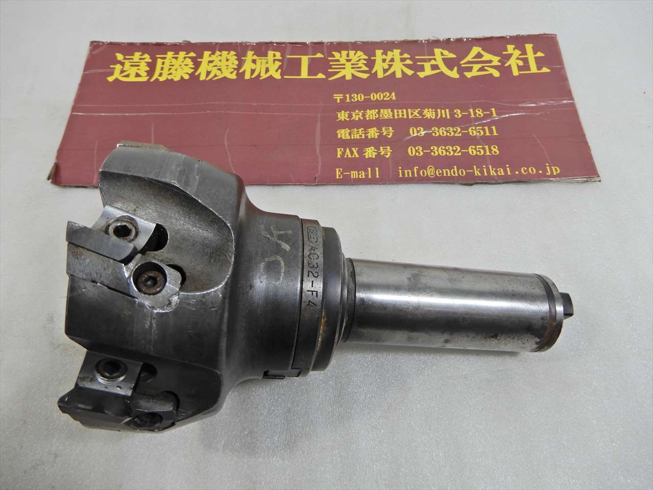 タンガロイ フェイスミル TSE4004RIA　6刃100φ BIG　AC32-F4付き