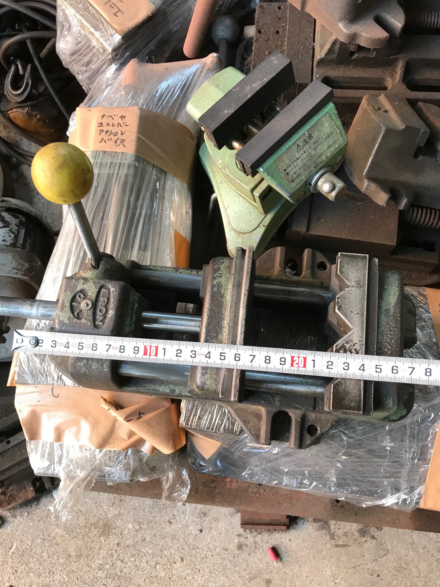 ボール盤用バイス