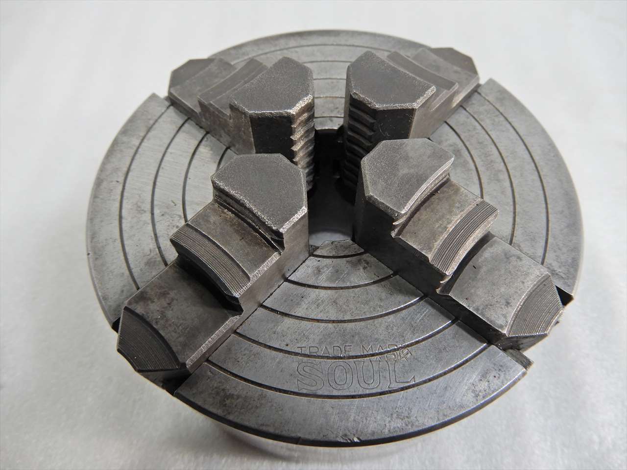 SOUL インデペンデントチャック100φ