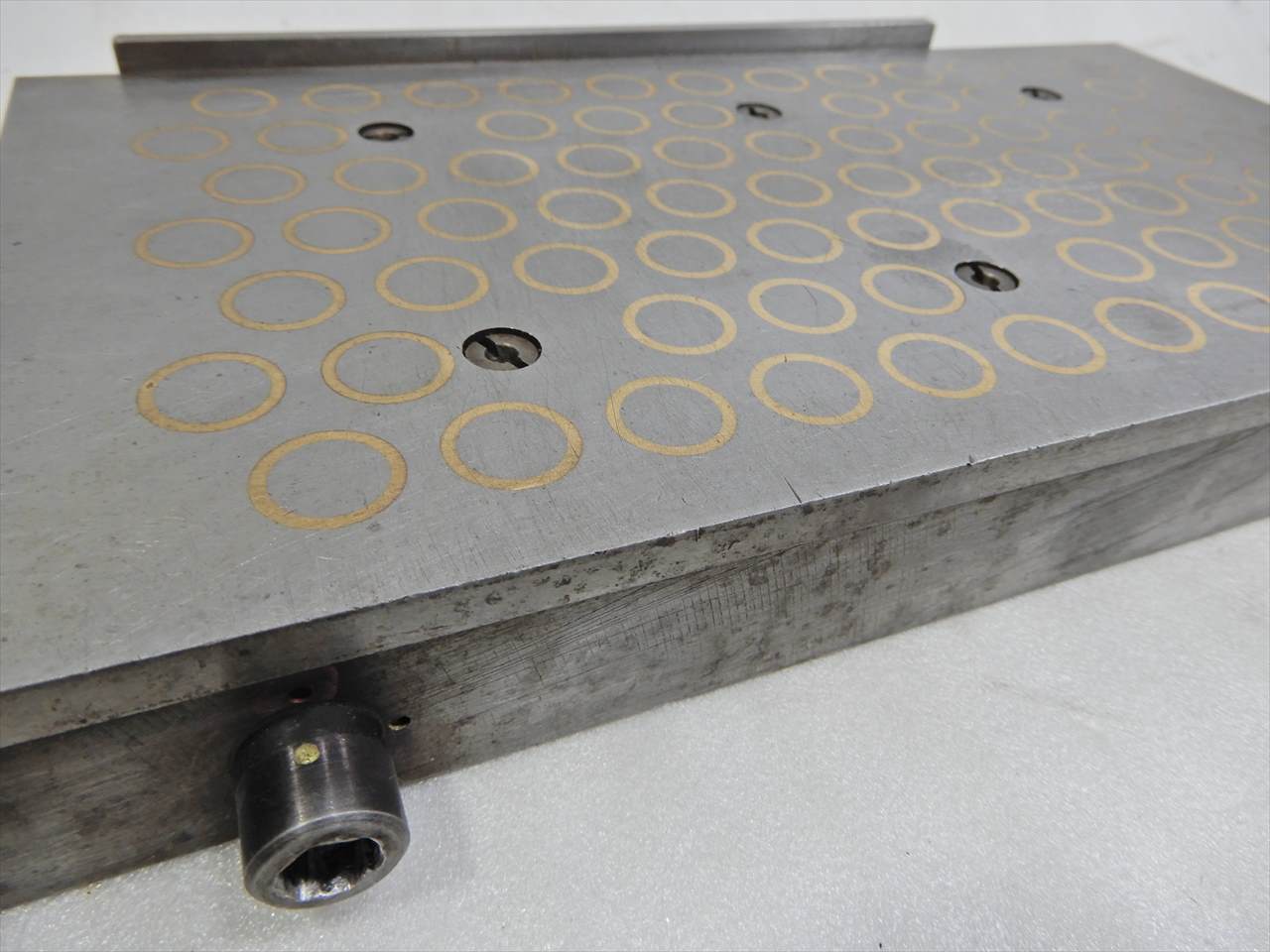 エアーアップマグネットチャック 285×150