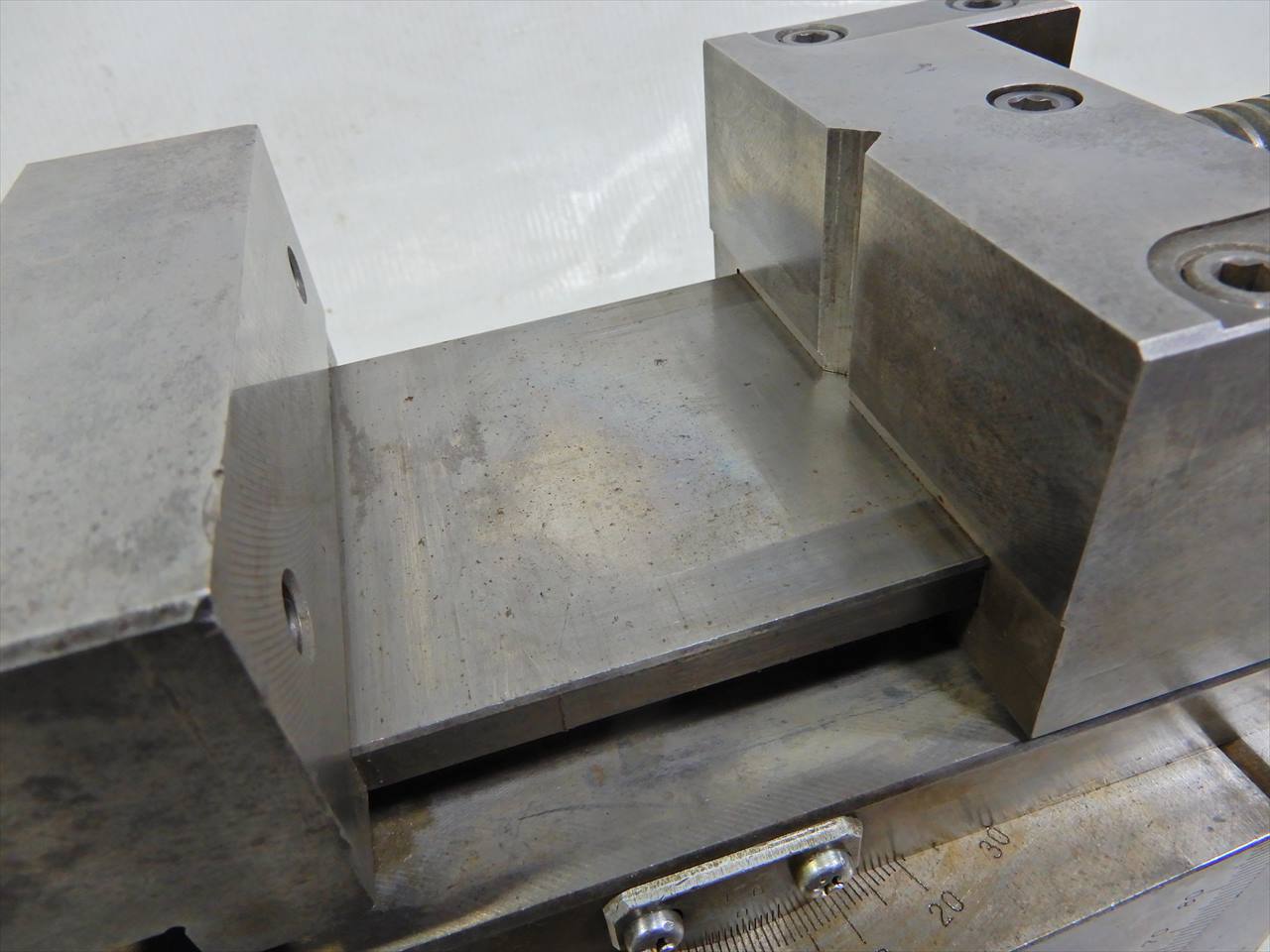 精密2次元バイス