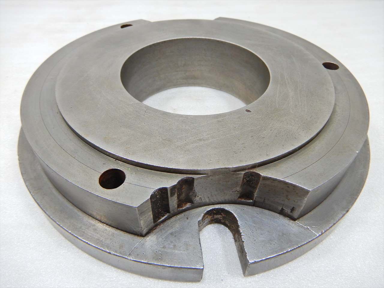 旋盤プレート 外径210　内径86.3