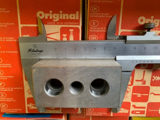 AMF（ドイツ製） クランピング治具（新古品） 6363-12-044