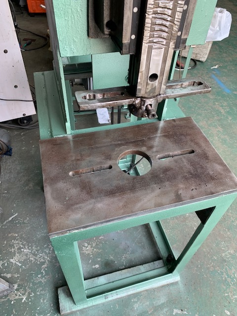 キー溝加工機