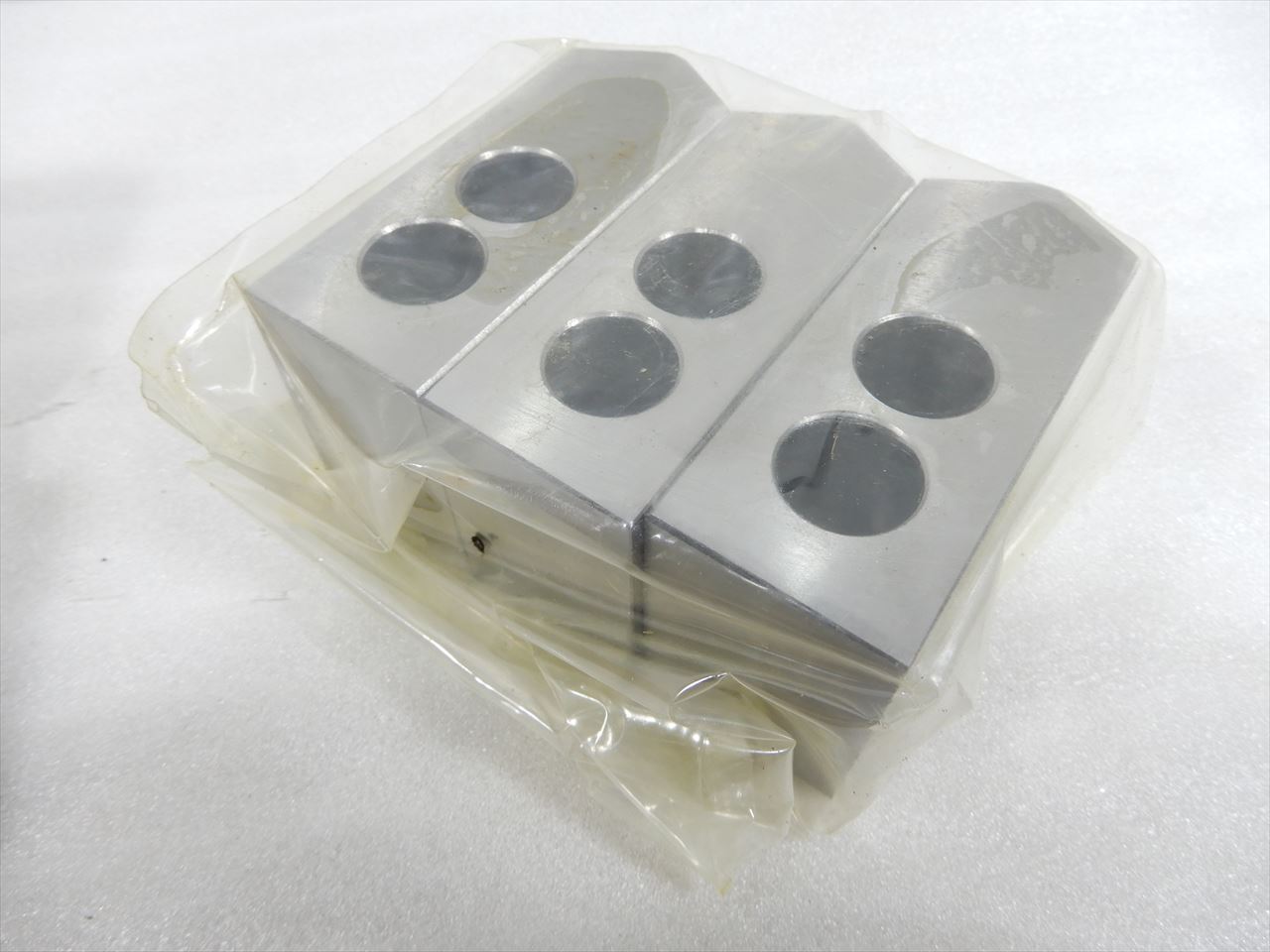 北川用生爪 【未使用】HO　6吋用P1.5