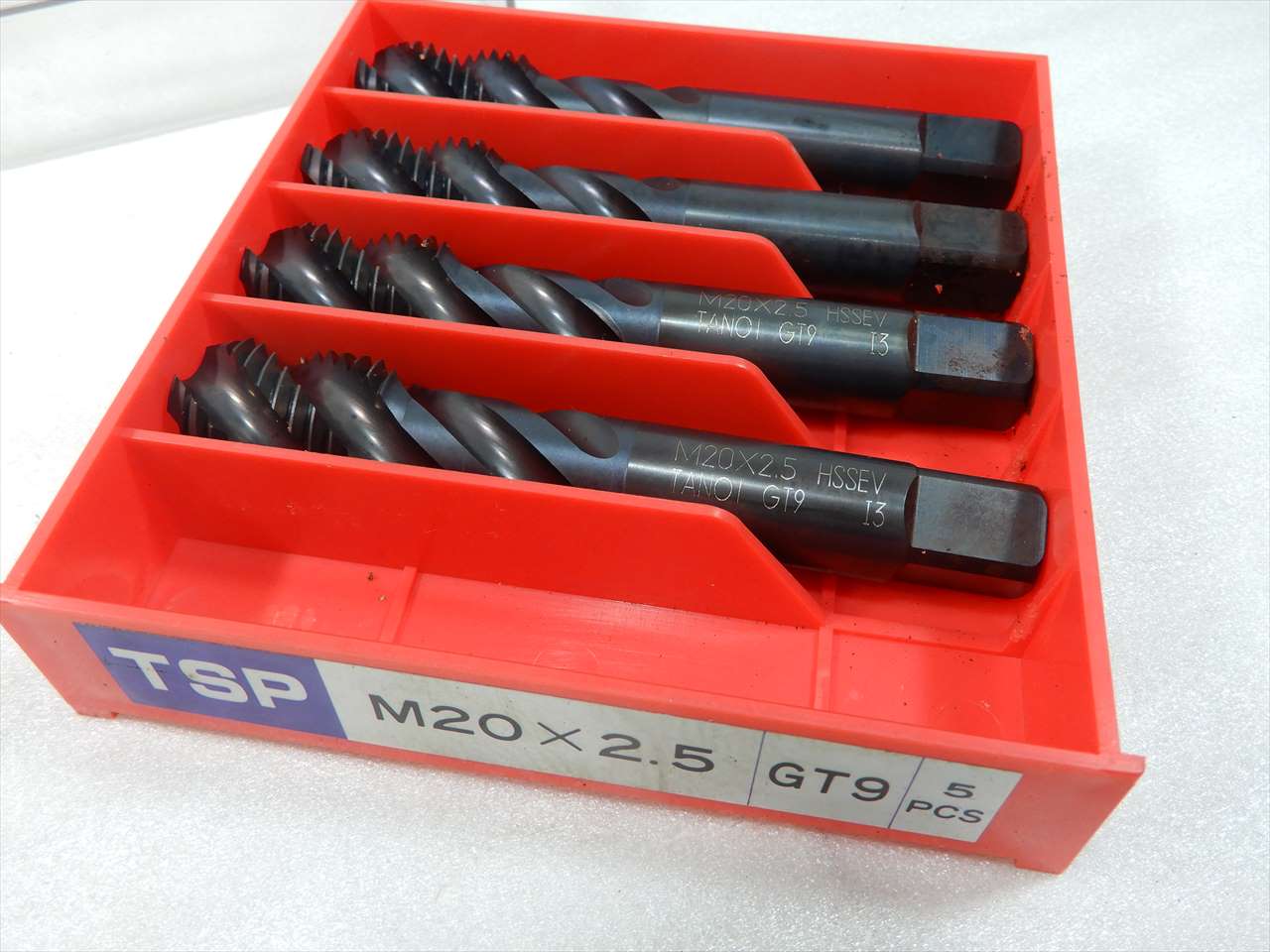 田野井 ハンドタップ 【未使用】GT9　M20×2.5　4本