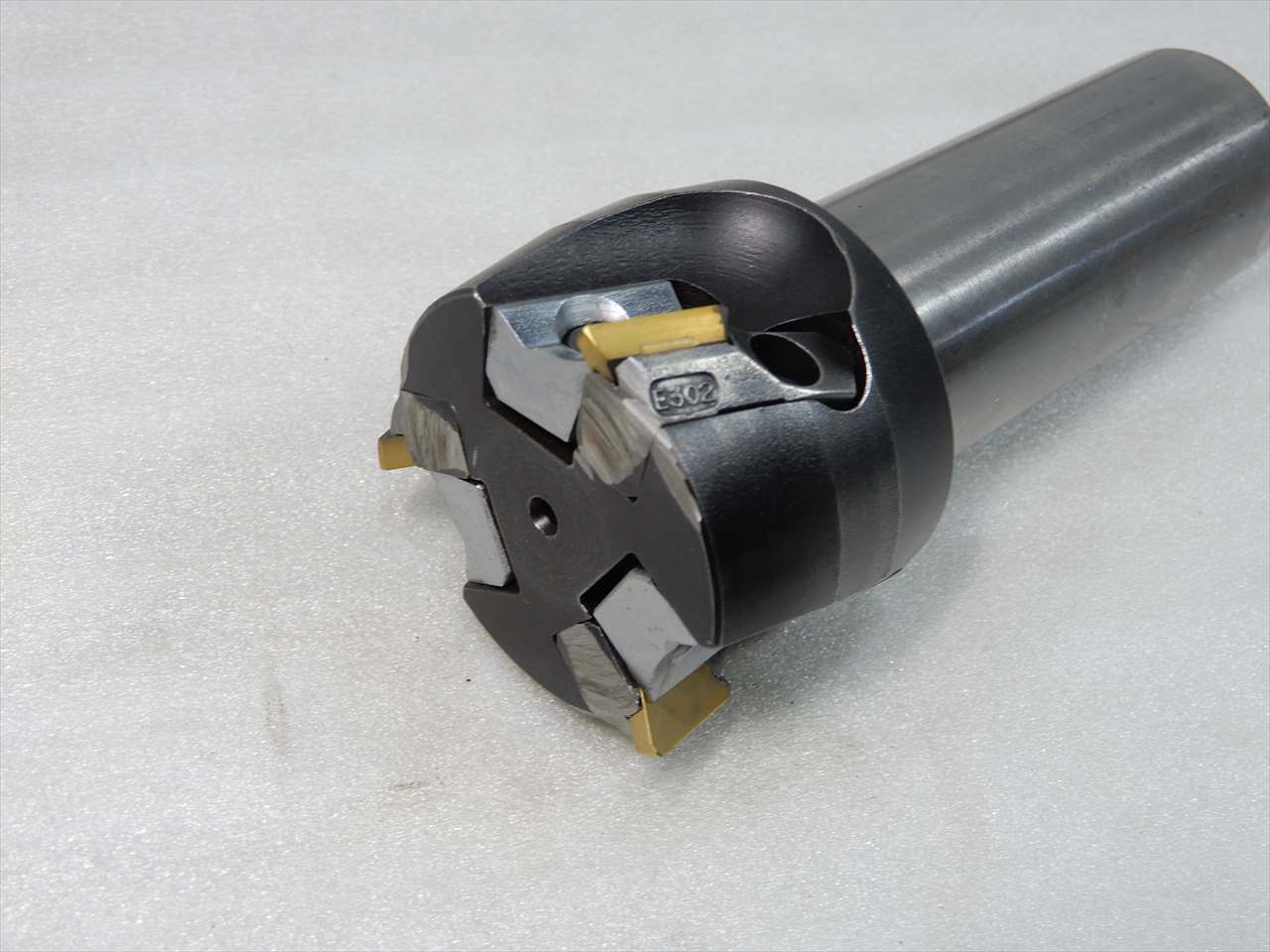 タンガロイ フェイスミル ESE3050R シャンク32/全長115　3刃50φ