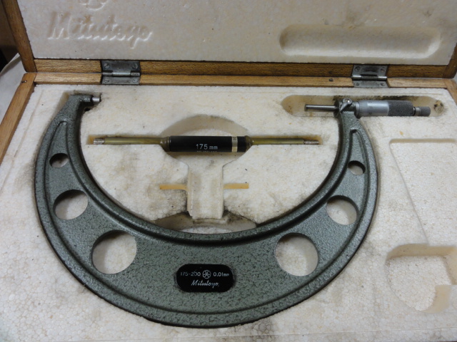 MITUTOYO｜ミツトヨ 外側マイクロメーター OM-200