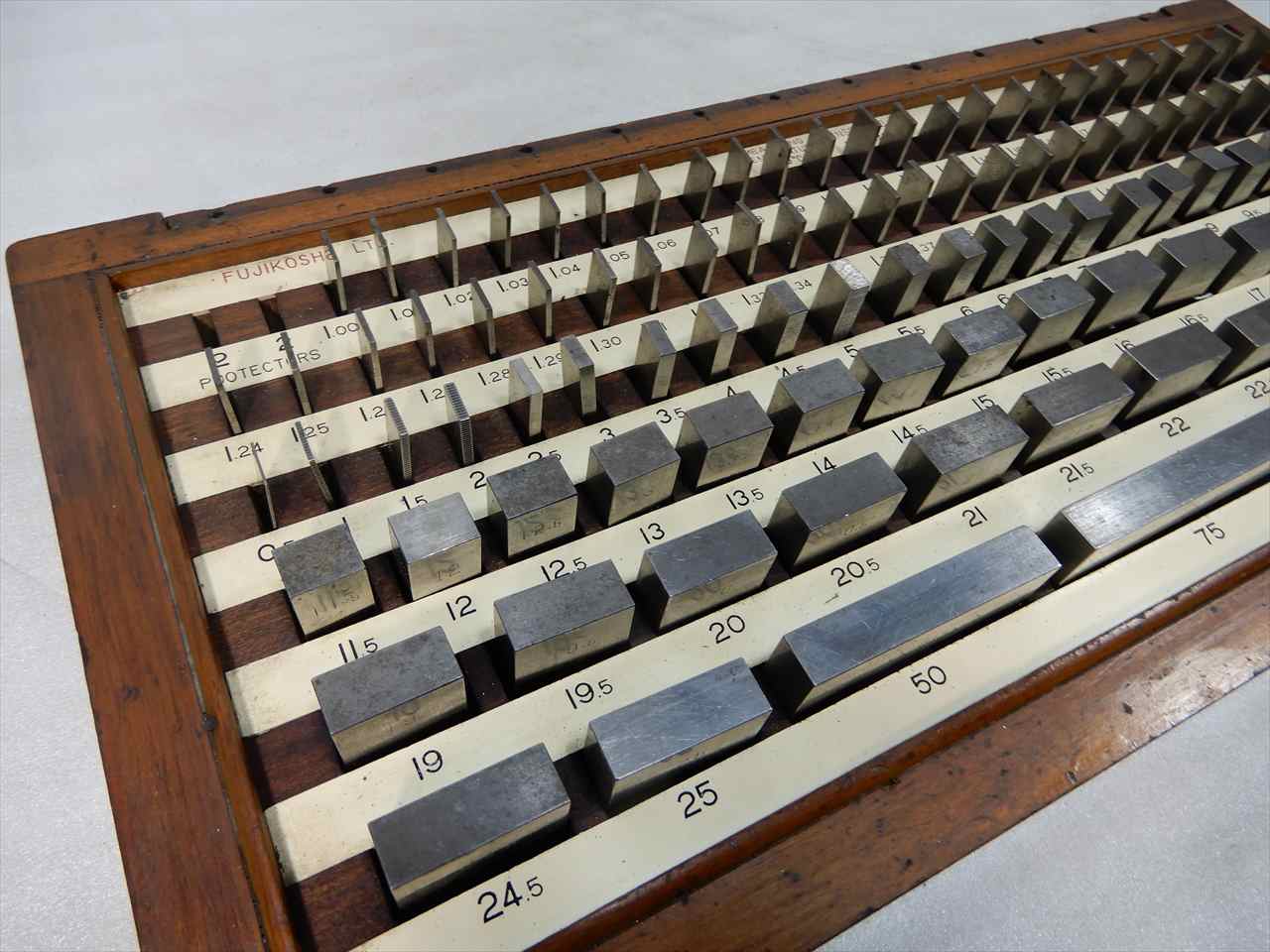 ナチ ブロックゲージ