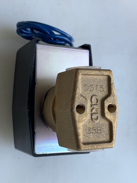 CKD ソレノイドバルブ AB41-03-4-03A AC100v(新古品)