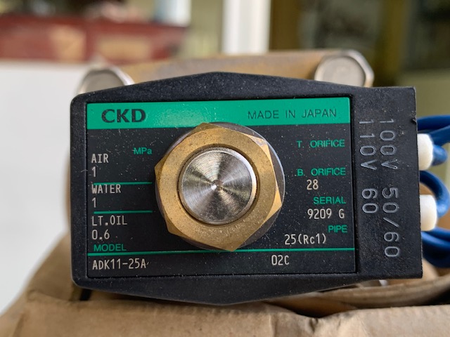 CKD 電磁弁 AB11-25A-02C 100V(新古品)