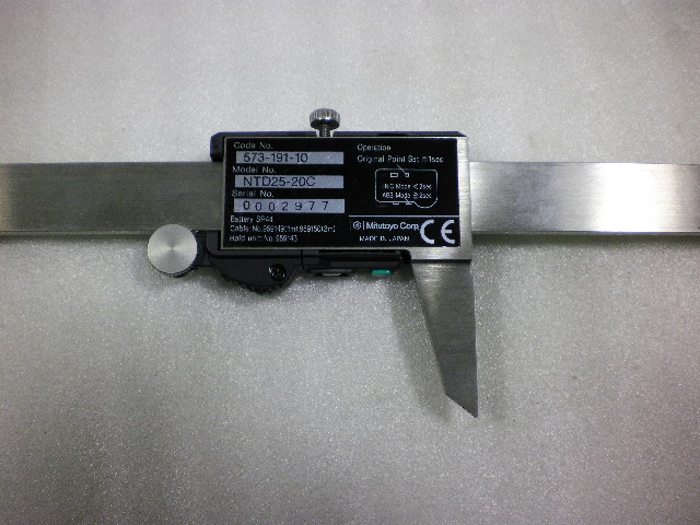 ミツトヨ ABSデジマチック定圧ノギス NTD25-20C