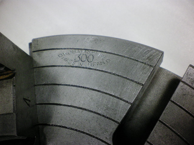 Victor 四つ爪チャック　Φ300