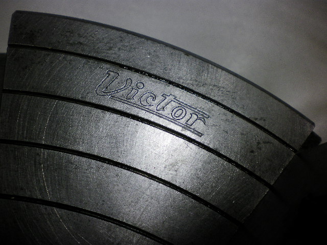 Victor 四つ爪チャック　Φ300