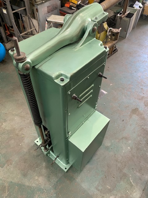 浪速電機製作所 スポット溶接機