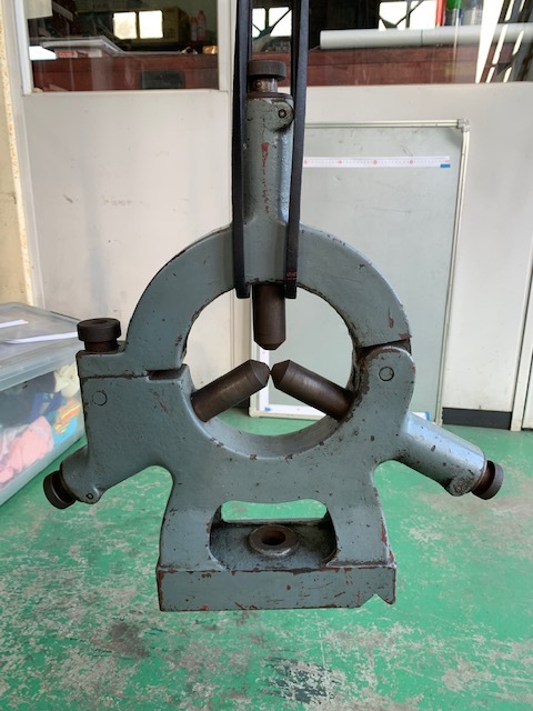 旋盤用固定振れ止め 150φ | マシンライフ