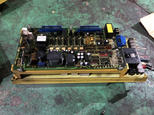 ファナック/FANUC サーボアンプ A06B-6058-H005