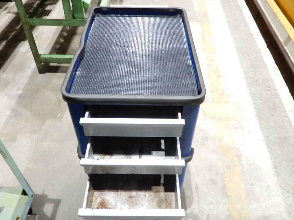 サカエ ワゴン 巾600×400×770mm 左右3段式×2式