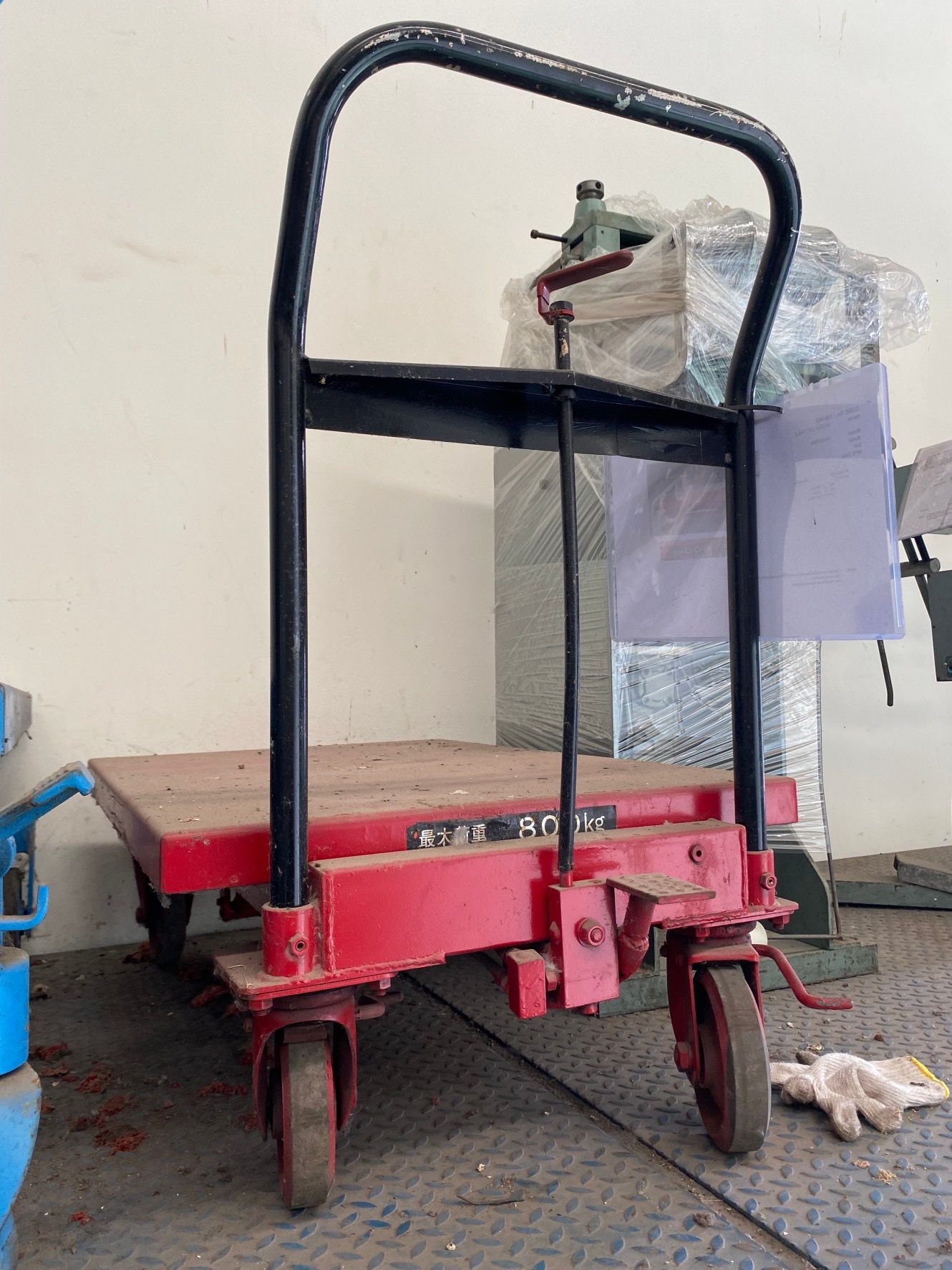 リフトテーブル(タイにて在庫）