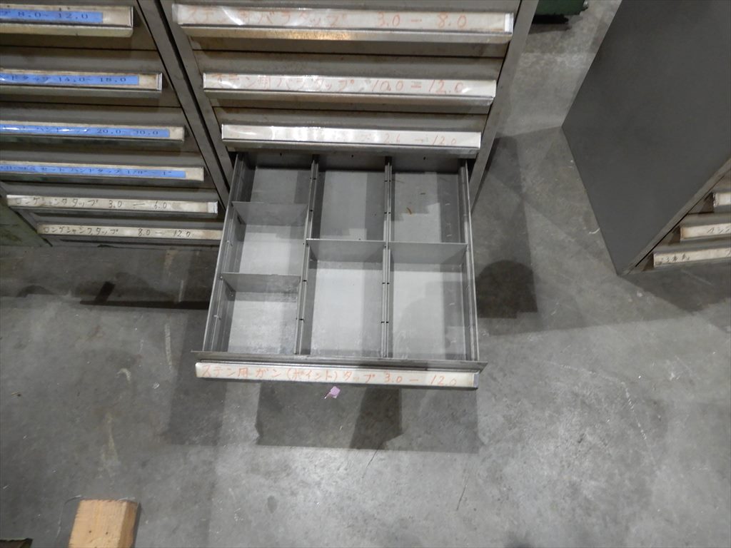 キャビネット 450×440×H880　8段　鍵無し