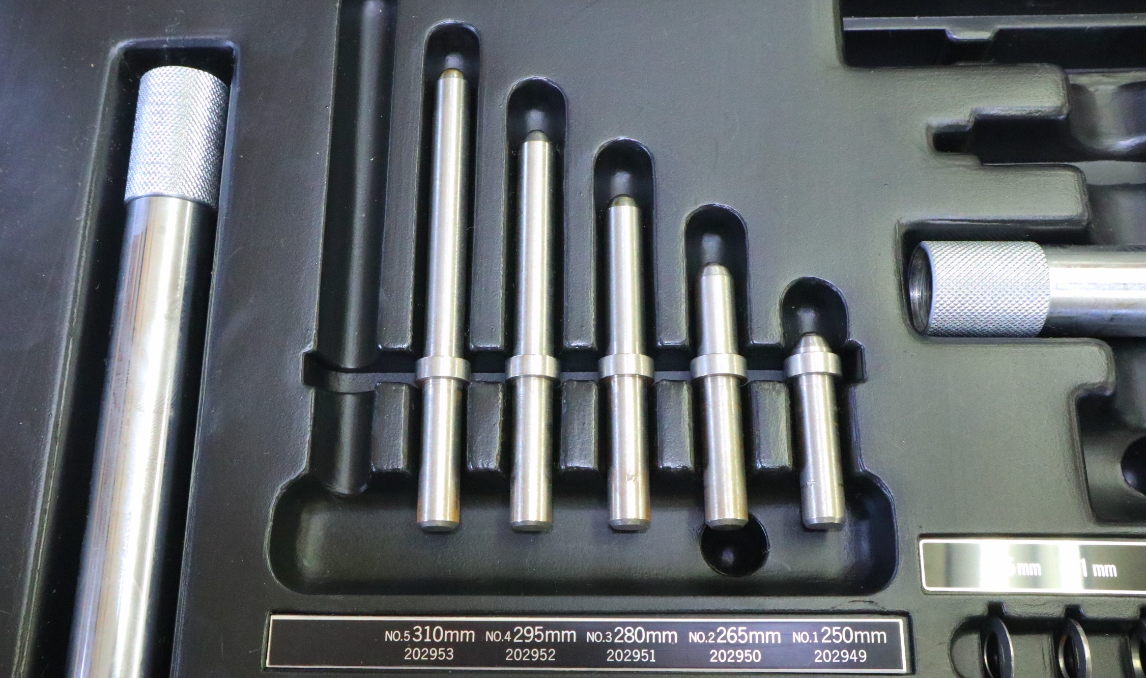 MITUTOYO|ミツトヨ シリンダーゲージセット ミツトヨ シリンダーゲージ 250~310mm CG-400A(511-131)