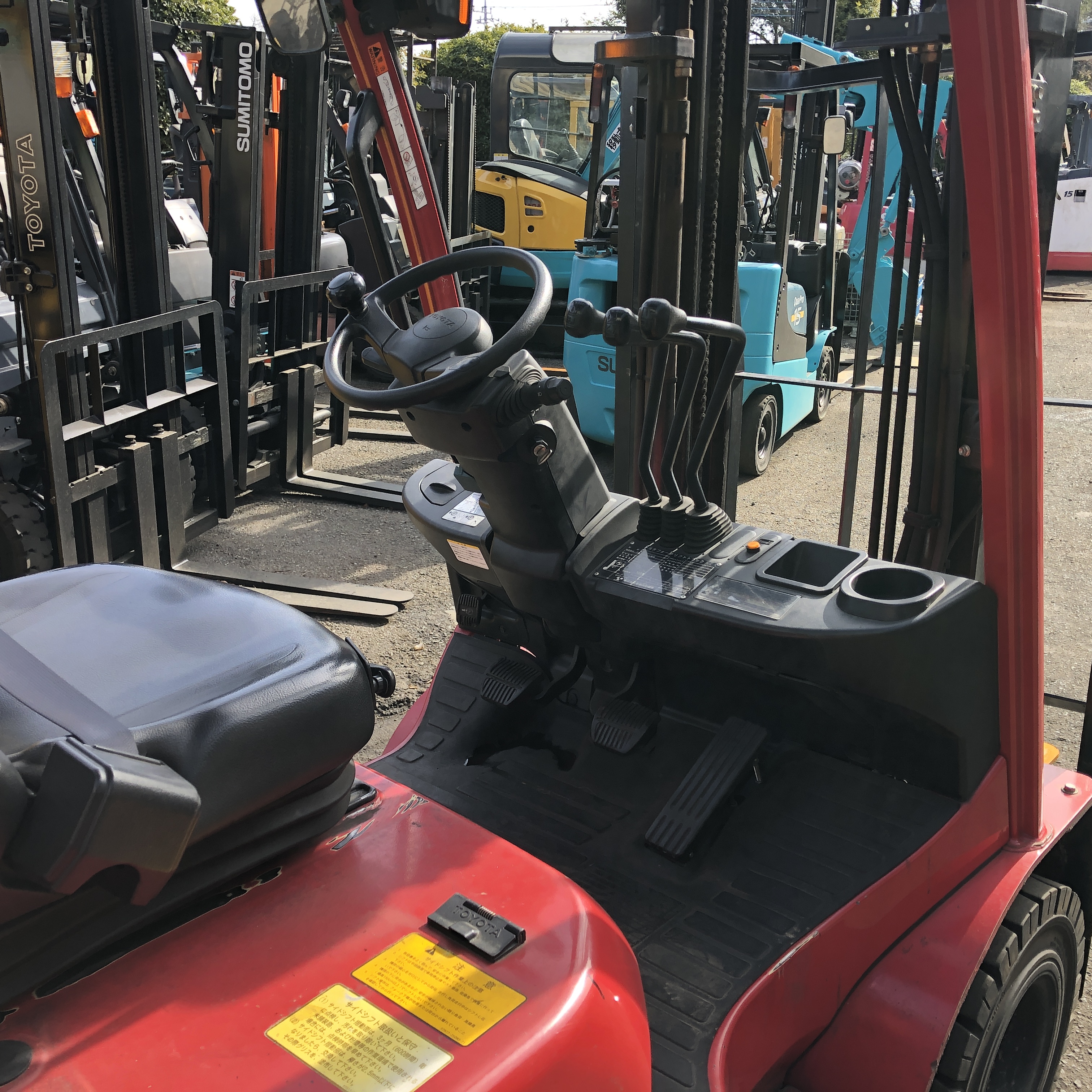 トヨタ 1.5Tフォークリフト 02-8FGL15 | マシンライフ