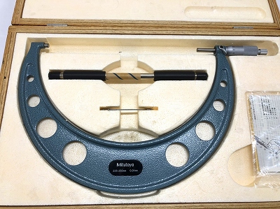 MITUTOYO｜ミツトヨ 外側マイクロメーター OM-250