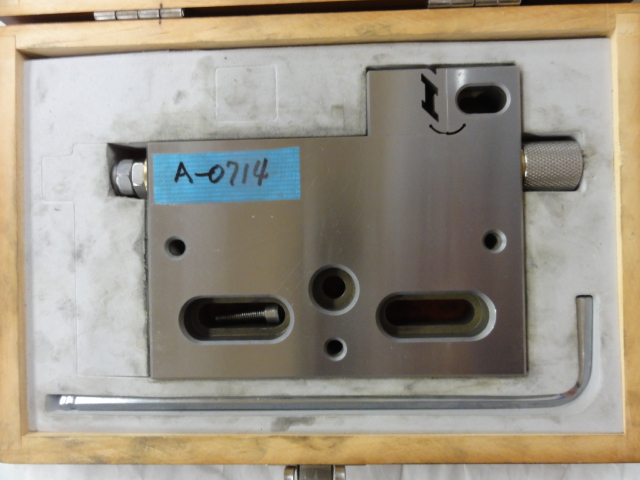 ワイヤーカット用精密バイス