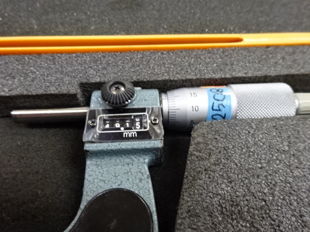 MITUTOYO｜ミツトヨ カウント外側マイクロメーター M820-75