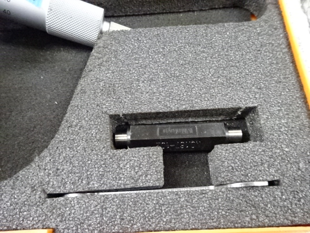 MITUTOYO｜ミツトヨ カウント外側マイクロメーター M820-75