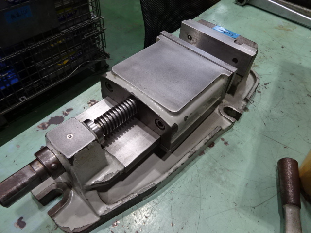 TSUDAKOMA｜津田駒 マシンバイス 150-VG