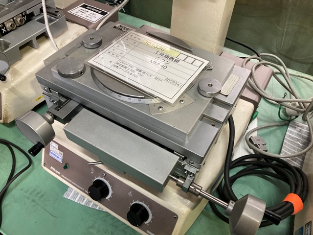 ニコン測定顕微鏡MM-40 s-l400.jpg