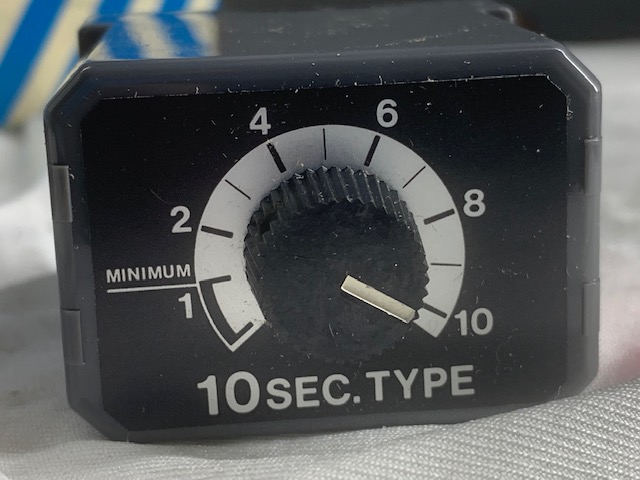 松下電工 CDVタイムリレー AD4258　　　AC200v