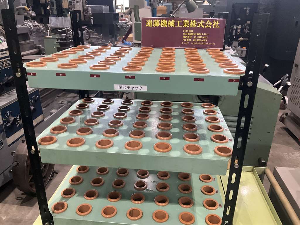 コレットボード 42ポケット×3段　126ポット　530×410×600mm